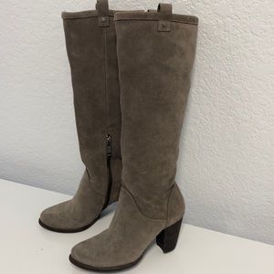 Ugg Australia  Suede Knee High  Boots 👢 Sz 6